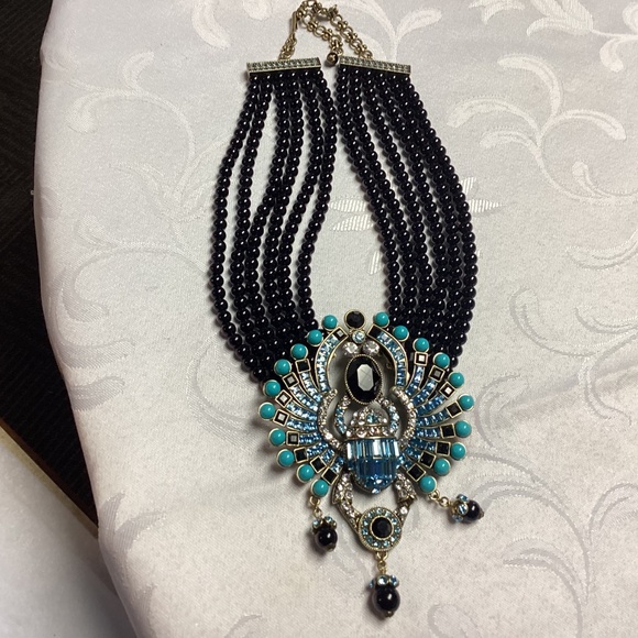 HEIDI DAUS  Stunning SCARAB “ FAR CRY FROM SHY “ BOXED NECKLACE. NIB - Picture 8 of 11